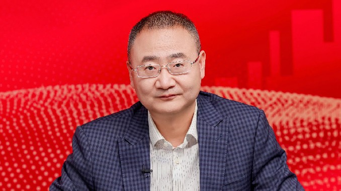 全国政协委员，首都医科大学全科医学与继续教育学院党支部副书记、院长吴浩